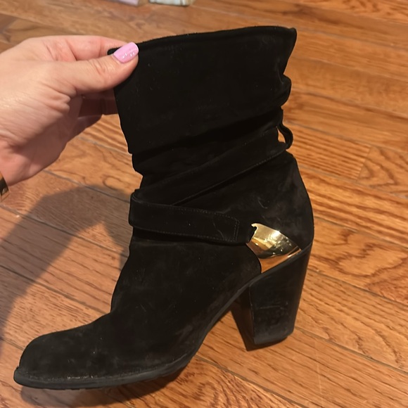 Stuart Weitzman black suede slouch boot with gold hardware - Picture 4 of 8